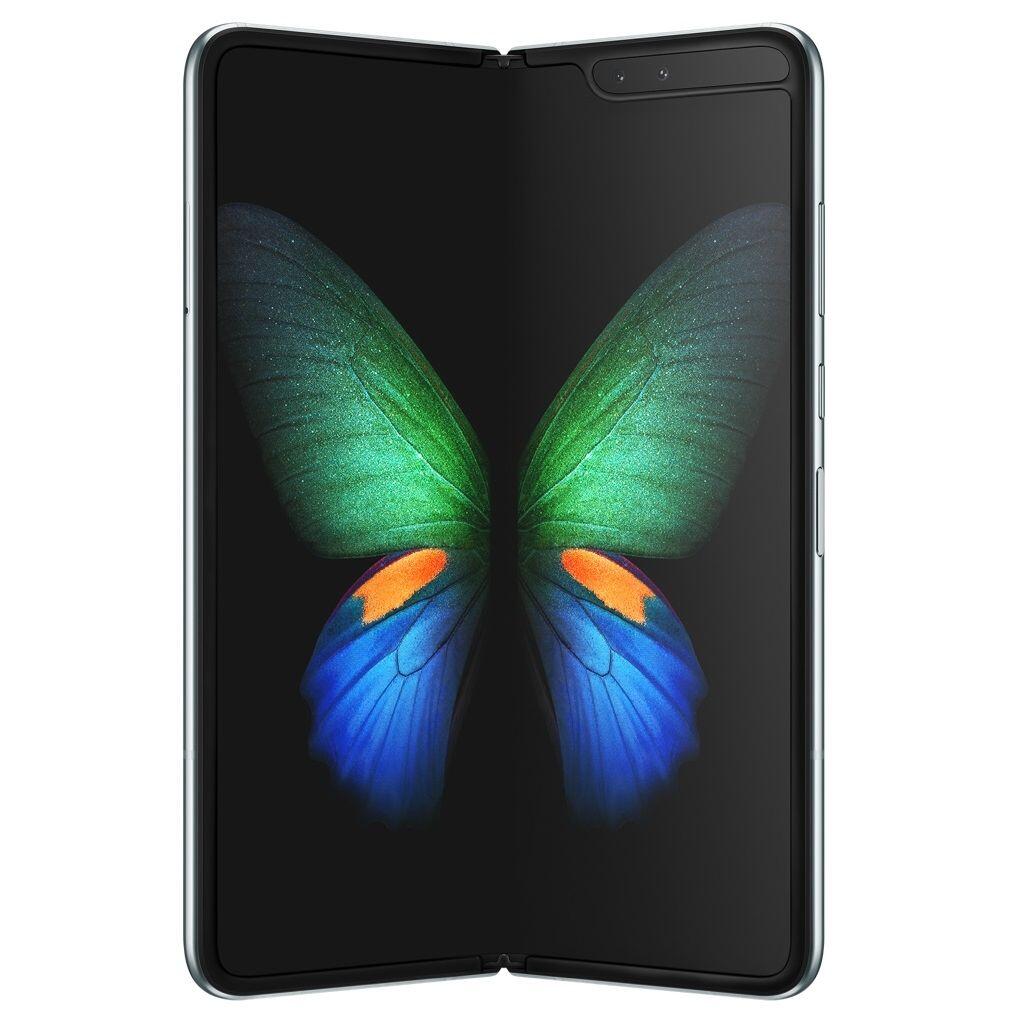 Samsung Galaxy Fold Gaming Phone In Japan